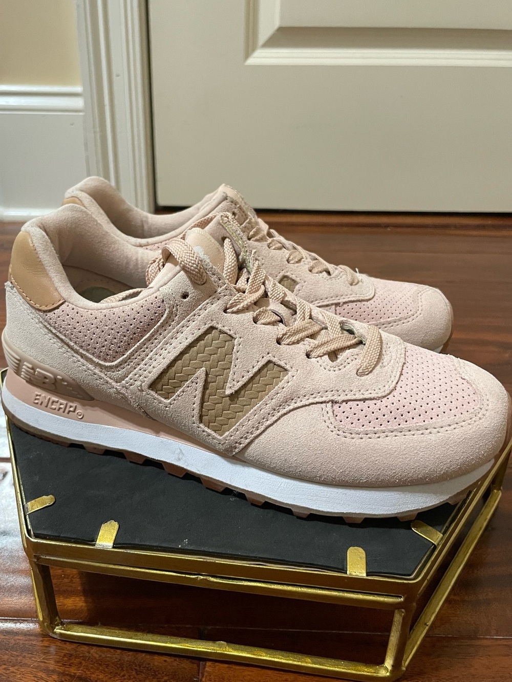 New Balance Women 574 Woven WL574WMB Blush Pink Suede & Tan Accent Sneakers - Picture 2 of 5